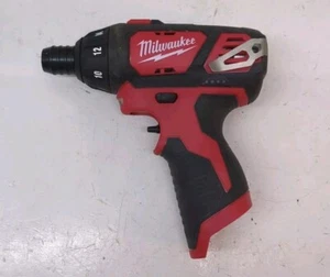 Milwaukee 2401 BROKEN M12 Cordless 3/8" Drill Driver BROKEN - Picture 1 of 6