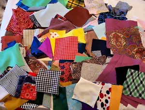 Huge Lot Vintage FABRIC SCRAPS PIECES QUILTING Beautiful Colors - Picture 1 of 7