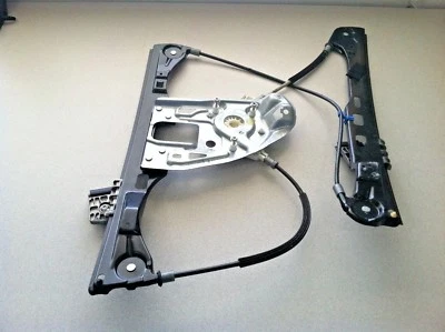 2001-2007 MERCEDES-BENZ W203 C230 C320 C-CLASS ~ RIGHT FRONT WINDOW REGULATOR - Image 1 of 3