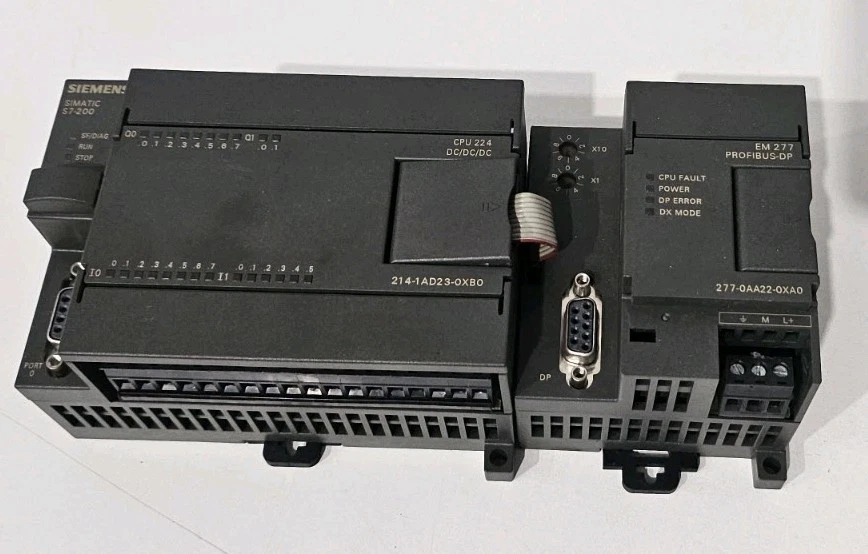 PLC SIEMENS S7 200 - Immagine 1 di 2