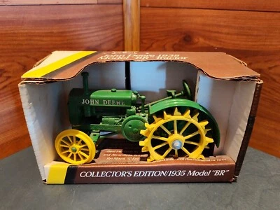 NIB VINTAGE ERTL 1:16 JOHN DEERE MODEL "BR" DIE-CAST TRACTOR STK #2228 - Image 1 of 4