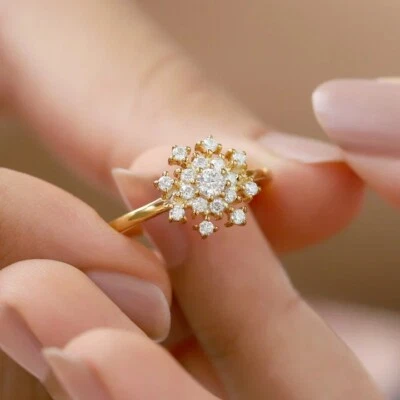 Anillo de compromiso único de moissanita de corte redondo de 2,50 quilates de oro amarillo macizo de 14K Foto 1 de 4