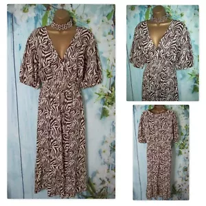 NEW LOOK CURVES DRESS SIZE 22, Animal Zebra Print short sleeve Midi Dress - Picture 1 of 7