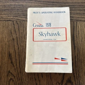 1978 Cessna Skyhawk Model 172N Pilot's Operating Handbook - Bild 1 von 8