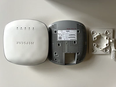 Netgear WAC505, App Managed Smart Cloud Wireless Access Point - Bild 1 von 2