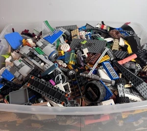 HUGE 40 Lbs LEGO Bulk Lot Of Random Bricks Parts Pieces Building Plates Legos - Picture 1 of 6