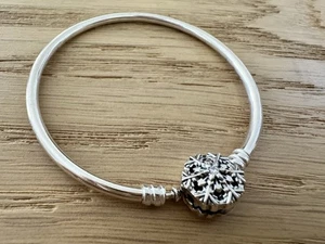 Pandora Bracket Armreif Schneeflocke Verschluss Sterlingsilber 6,7 Zoll - Bild 1 von 5