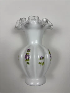 Fenton Hand Painted Vase - Imagen 1 de 6