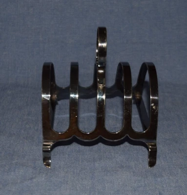 Antiguo servilletero vintage plateado para letras tostadas hecho en Inglaterra Foto 1 de 4