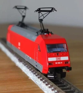 Roco 23450 N gauge DB BR 101 electric loco in red livery - Picture 1 of 13