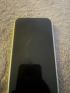 Apple iPhone 15 - 128 GB - Yellow (Unlocked) - Picture 1 of 4