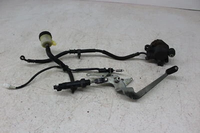 Yamaha FZ6R 2009 pinza de freno trasera con maestro Foto 1 de 4