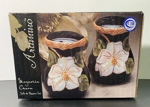 Vtg CIB Black Artimino Magnolia Charm Salt & Pepper Shakers Hand Painted Boxed - Bild 1 von 8