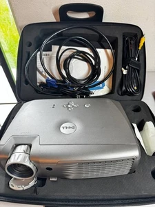 DELL 2300MP DLP Projector - 2300 Lumens XGA Portable - W/ Case & Cables - Picture 1 of 6