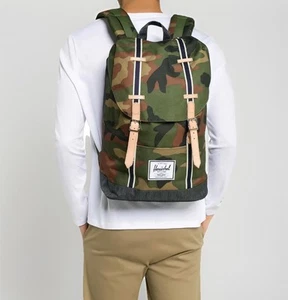 Herschel Retreat 19,5L Backpack Woodland Camo/Dark Denim - Picture 1 of 8