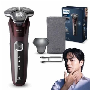 Philips Premium Series 5000 Wet &Dry Electric Shaver with SkinIQ V-Track system - Picture 1 of 24