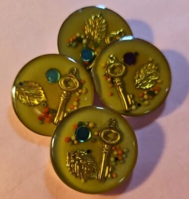 4 "Junque" Buttons Key, Leaf, Confetti  1 1/4" Metal Back - Image 1 of 4
