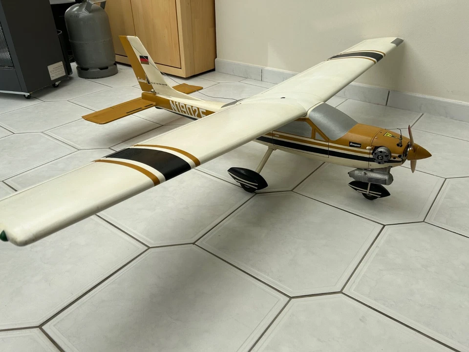 Cessna 177 Cardinal Graupner 1xRarität 1xBastlerprojekt für System NSU Wankel - Bild 1 von 4