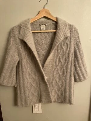 Suéter de pelo de conejo Jillian Jones para mujer talla pequeña cárdigan con botones Foto 1 de 4