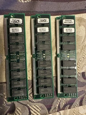 24MB (3x8MB) KMM5322000CV-7 Samsung 8MB Simm FastPage Memory - Image 1 of 2