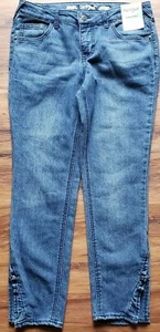 Cat & Jack Brand ~ Girl's Size 14 ~ Medium Wash Blue Jeans ~ Pleated Hem - Picture 1 of 5