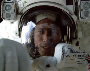 JIM JAMES NEWMAN SIGNED AUTOGRAPHED 8x10 PHOTO ASTRONAUT NASA RARE BECKETT BAS - Picture 1 of 2