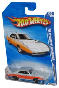Hot Wheels Muscle Mania '10 White & Orange '70 Plymouth Superbird Car 087/240 - Picture 1 of 1