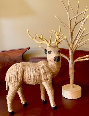 Figura única distintiva de reno de yute base de resina pesada de 1,5 lb, 16" L x 10" H Foto 1 de 4