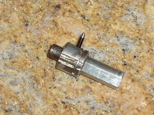 Ford 1932-39 column drop ignition switch - brush drive pin -- lock key flathead - Picture 1 of 4