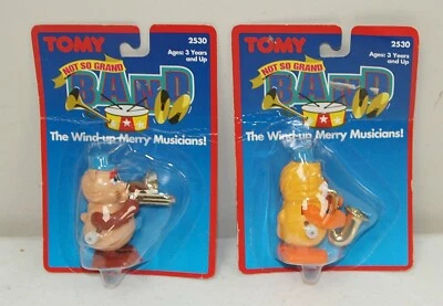全新! 2 件原版复古 1980 年 TOMY "Not So Grand Band Merry Musicians" 发条玩具 — 第 1/4 张图片