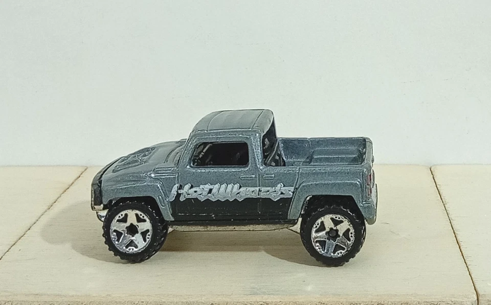 90961 HOT WHEELS 2004 1/64 - Hummer H3T - Immagine 1 di 4