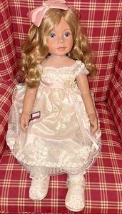 Ashton Drake So Truly Real Baby Doll Perlas Encaje y Gracia Vinilo RealTouch - Imagen 1 de 5