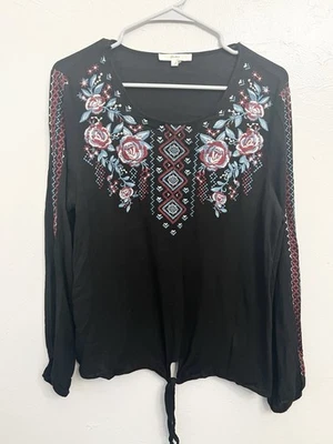 ANDREE by UNIT*黑色刺绣上衣 * * 尺寸:大号黑色*花朵*波西米亚衬衫 — 第 1/4 张图片