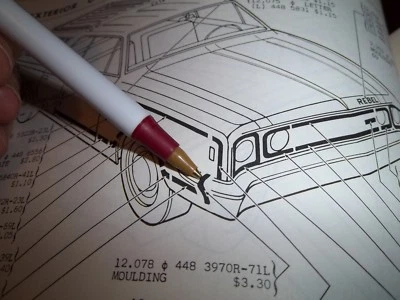 AMC REBEL STATION WAGON GUARDABARROS DELANTERO IZQUIERDO MOLDEADO CON RECUBRIMIENTO DE MADERA 1967-1970  Foto 1 de 2