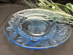Eisblau Pressglas Salatteller geprägtes Obstmuster KIG Indonesien - Bild 1 von 6