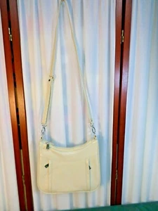 Beautiful Afina Double Zippered Ivory Colored Leather Handbag/Shoulder Bag - Picture 1 of 11