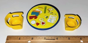 HTF Vintage Fisher Price Little People #929 Nurery School Table & Chairs Lot - Picture 1 of 4