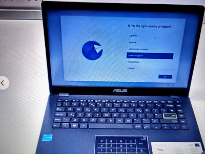 ASUS VIVOBOOK NOTEBOOK PC 64 GB + 1TB NVMe m.2  - Image 1 of 3