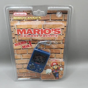 Mario's Cement Factory Nintendo Mini Classics Keyring*New/Sealed* - Picture 1 of 2