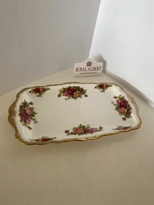 Royal Albert Old Country Roses Sandwich Tray - Picture 1 of 3