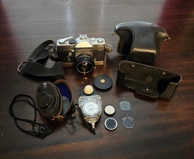 Cámara fotográfica vintage Petri FT 35 mm 55 mm lente 1:1,8 estuche de cuero y medidor Sekonic Foto 1 de 4