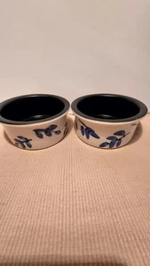 Philippe Richard 2 cuencos azules y blancos con centros negros de 5 pulgadas usados - Imagen 1 de 9