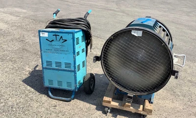 Fresnel Alimar Luxarc 6000 de colección con transformador Alimarc LTM 6000 Foto 1 de 4