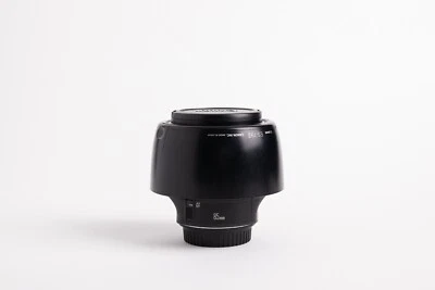 Canon EF 85mm 1.2L USM - Image 1 of 4