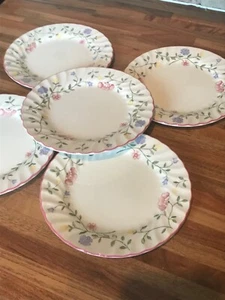 5 x JOHNSON BROTHERS Summer Chintz 6.75" 17cm Side Plates - Picture 1 of 6