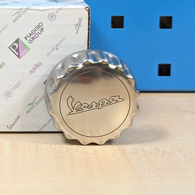 Original Vespa Accessoire Tankdeckel Gt GTS LX Lxv S Gtv 50 125 200 250 300 946 - Photo 1/3