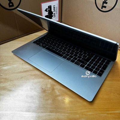 DELL Inspiron 15 3530 i7 1355U 5.0ghz, 32GB , 4TB , 15.6" FHD, Win Pro & Office - Image 1 of 4