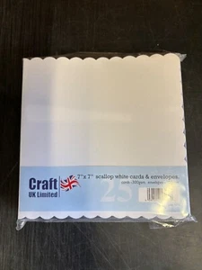 25 x 7" x 7" WHITE SCALLOPED BLANK CARDS & ENVELOPES CARD MAKING CRAFT 1076 - Picture 1 of 1