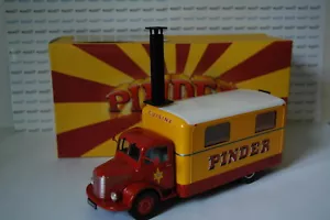 CIRQUE PINDER : Camion UNIC ZU51 cuisine cantine 1/43 EME en Boite IXO DIREKT - Bild 1 von 4