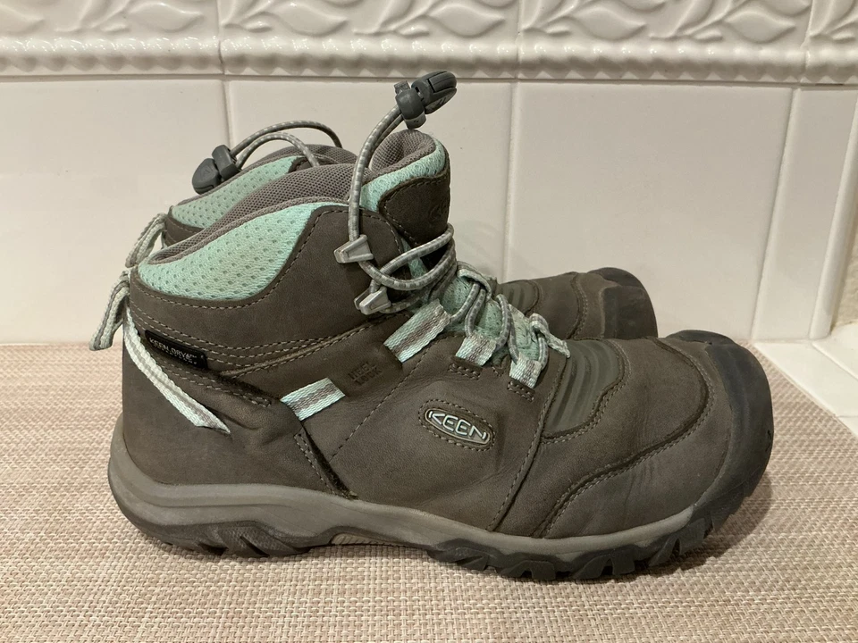 Botas de Senderismo Keen Dry Juvenil Talla 4 Impermeables Trail Ligeras Gris/Verde azulado Usadas Foto 1 de 4